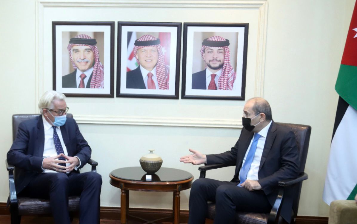 الأردن يطالب بعدم ترحيل أهالي الشيخ