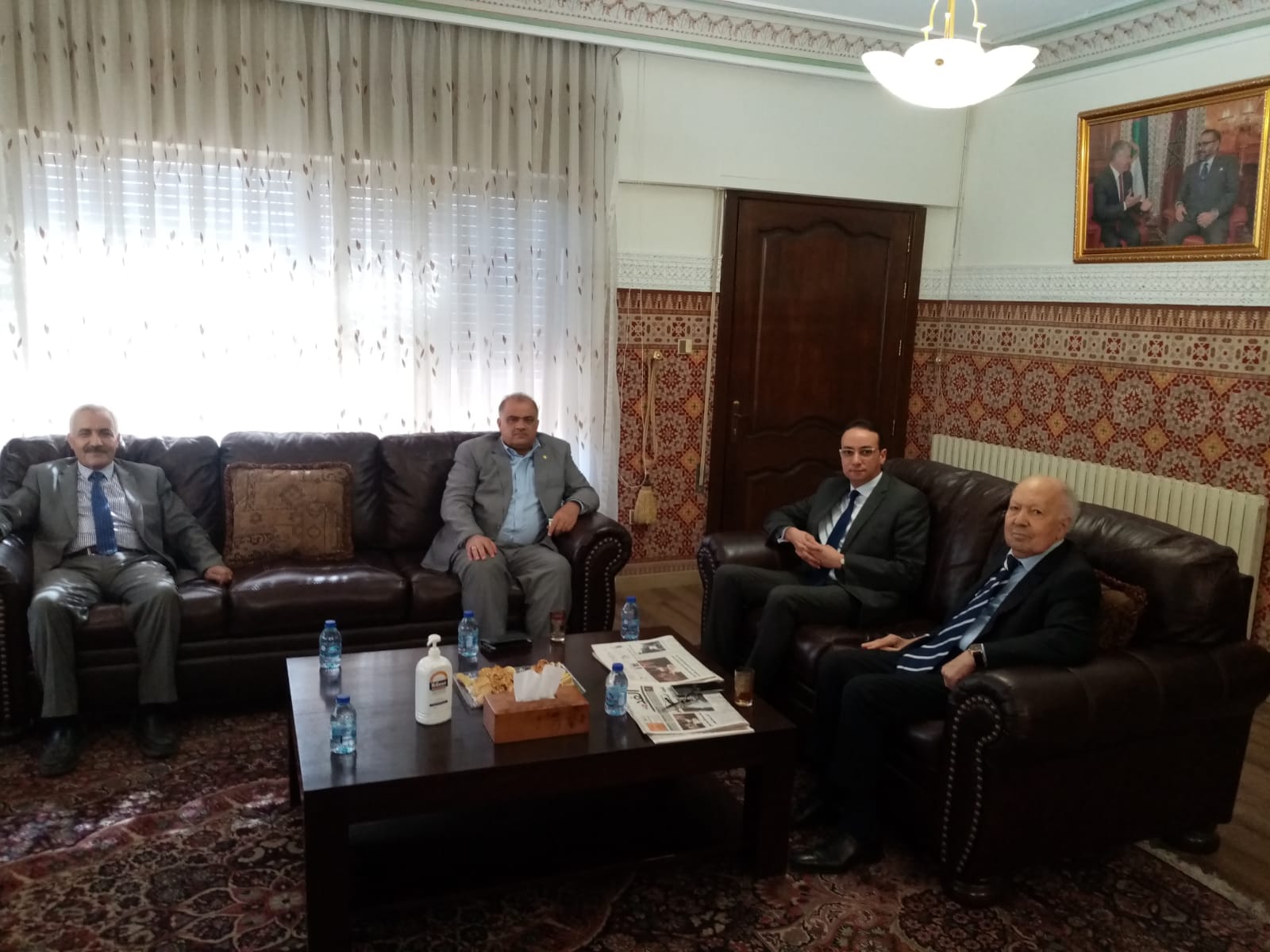 بحث إطلاق سباق سيارات شمسيه دولي