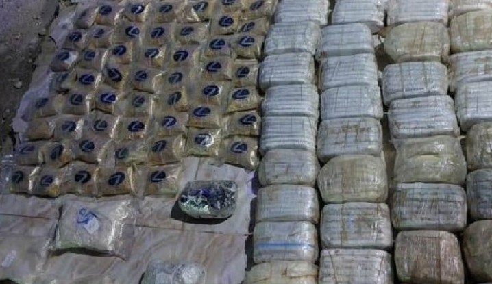 داخل سيارة عمومي في «جابر».. هذا