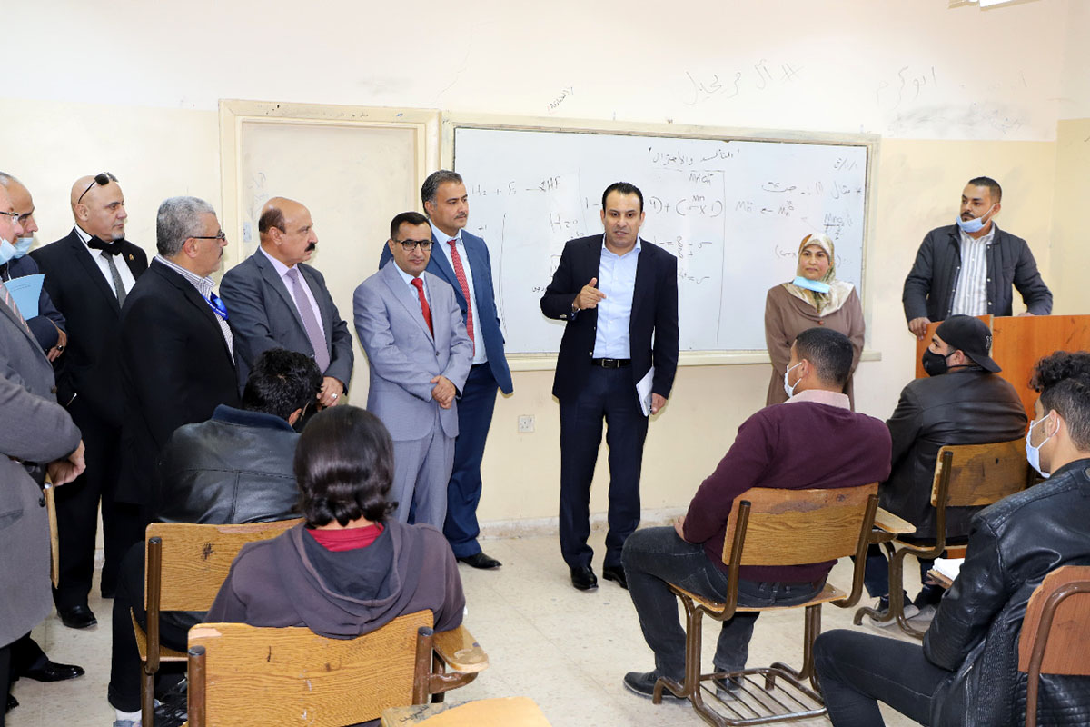 التربية: تطوير التعليم المهني والتوسع في