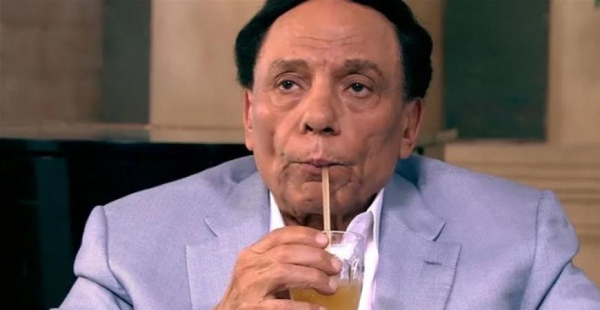 حقيقة اعتزال عادل إمام الفن بشكل