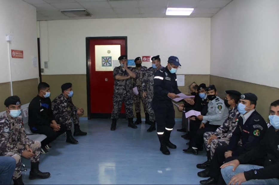 نشامى الدفاع المدني.. الدم أعز ما