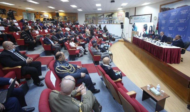 منتدى عمان الأمني الـ 1633 1635