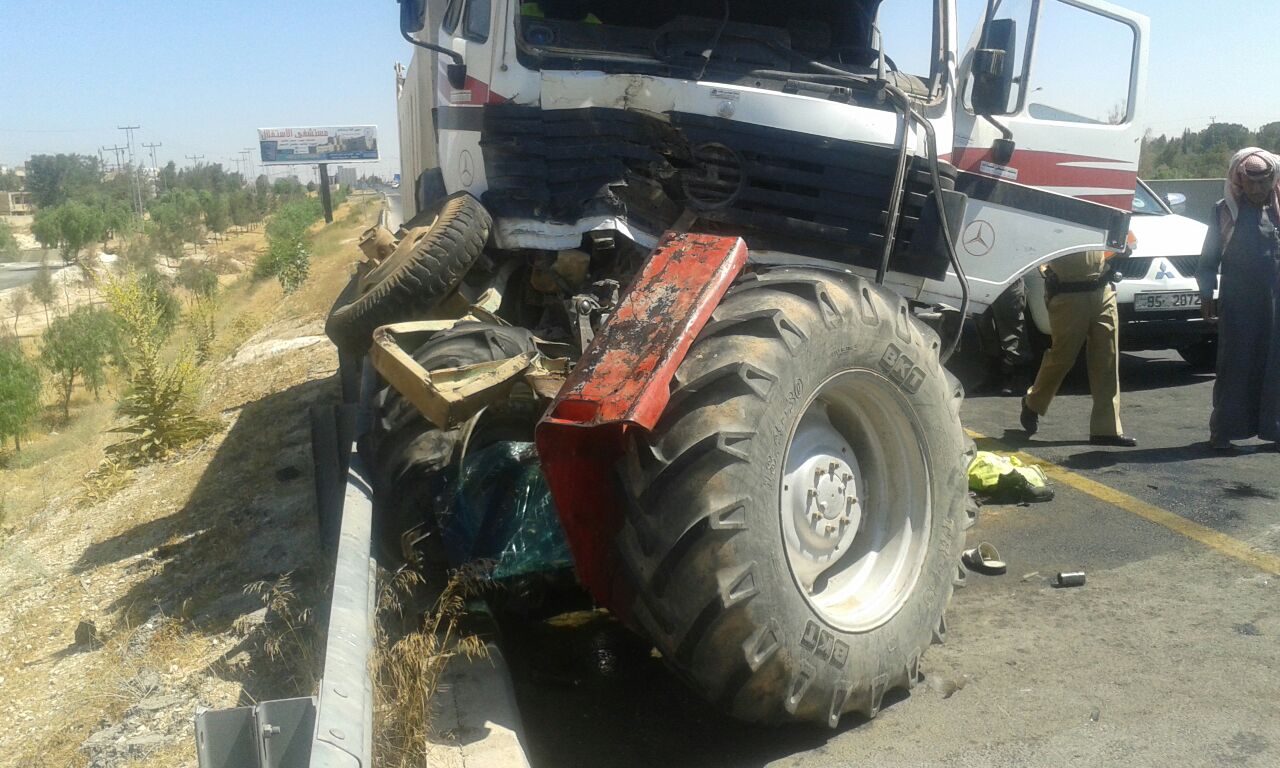 وفاة وإصابتان اثر حادث ’مروع‘ على