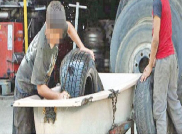 العمل: عمالة الأطفال «انتهاك لحقوقهم»