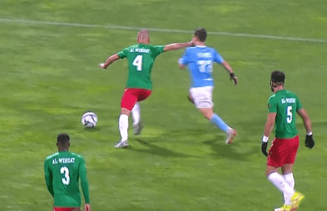 خبير تحكيمي يحسم الجدل حول جزاء