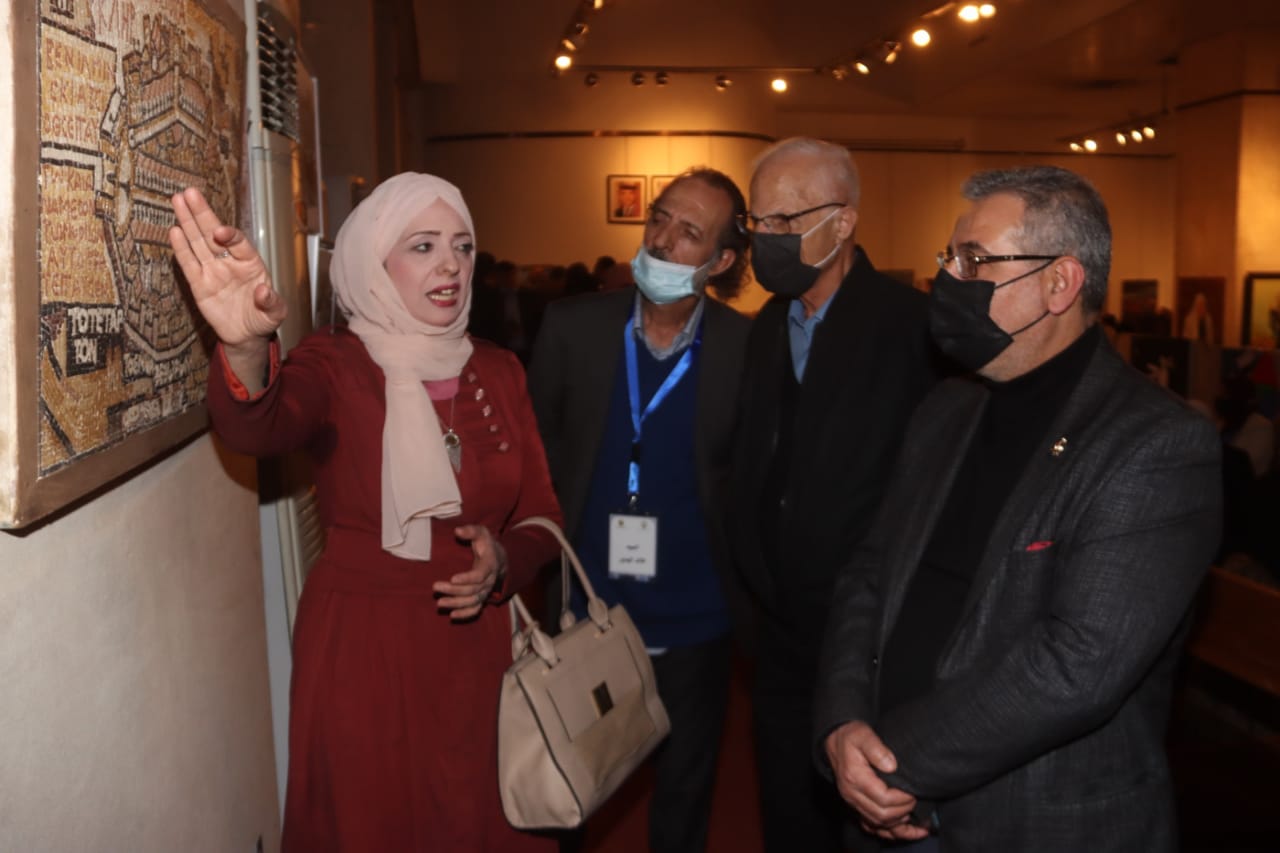 افتتاح معرض «ريشة وقضية»