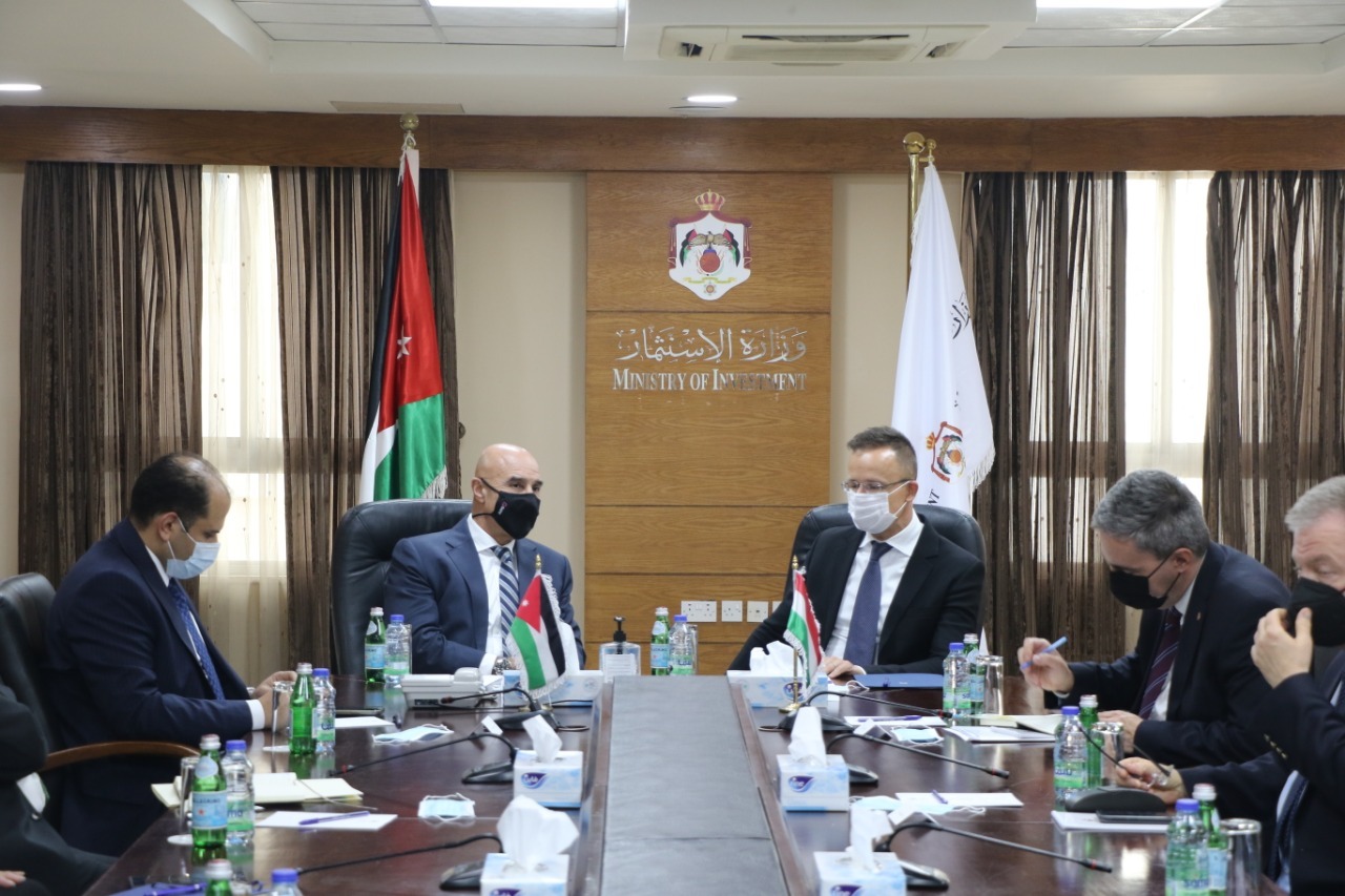 رغبة هنغارية بتعزيز التعاون الاقتصادي مع