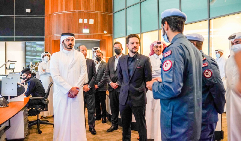 ولي العهد يزور مركز القيادة الوطني