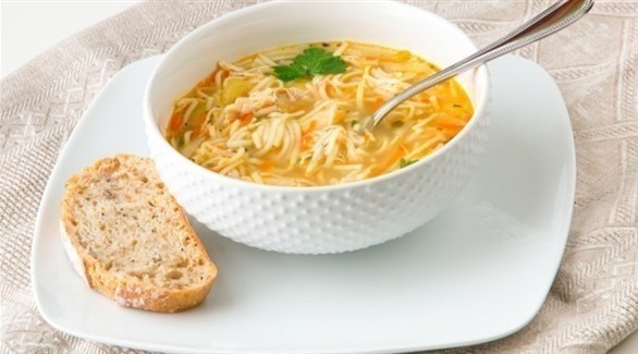 هل يخفف حساء الدجاج من نزلة