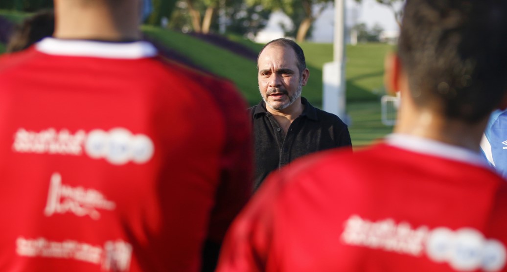 الأمير علي يتابع تدريبات النشامى تأهبا