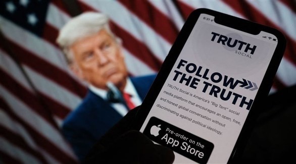 ترامب يجمع مليار دولار من مؤسسات