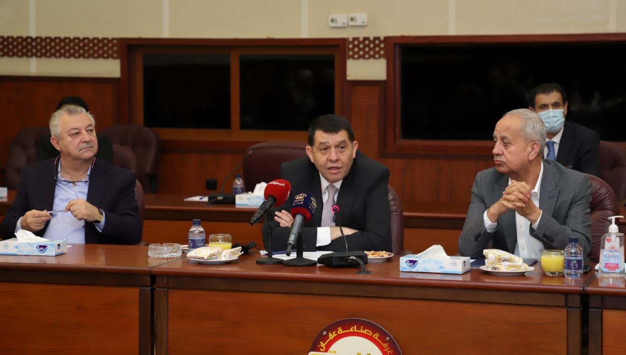 الجغبير يحذر من تداعيات اية تخفيضات