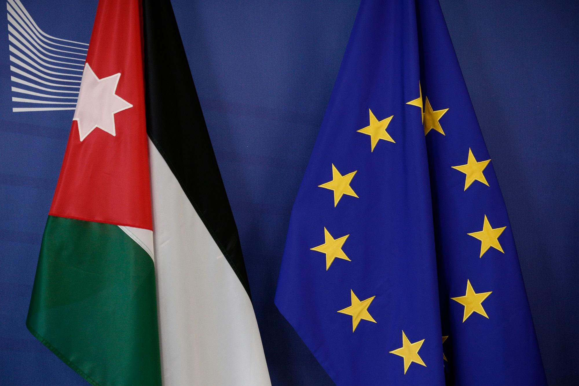 استطلاع: 61% من الأردنيين يثقون بمعلومات التواصل الاجتماعي حول أوروبا