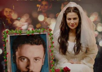 مخرج فيلم أميرة يعلن وقف عرضه