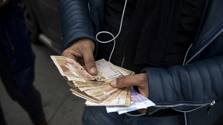 المغرب يخضع الأموال والحسابات البنكية لتصريح