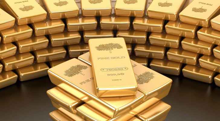 الذهب يقترب من أقل سعر في