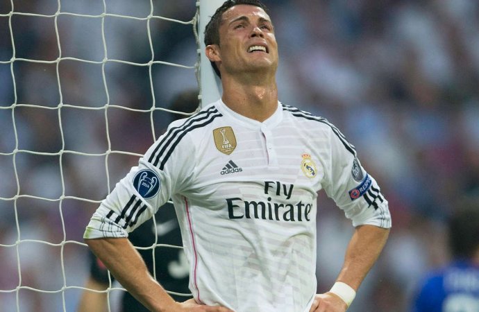 رونالدو: عاملوني مثل ’مجرم‘ في مدريد