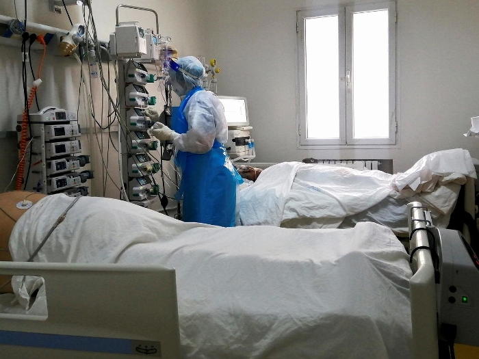 6ر8 مليون إصابة كورونا في المنطقة