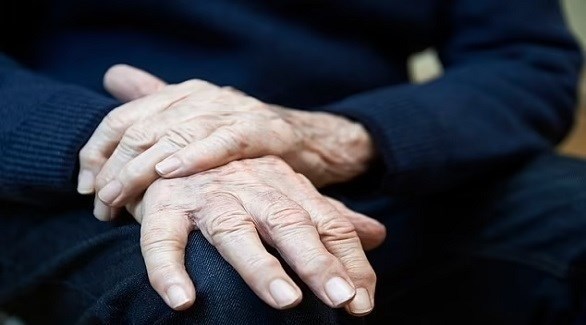 ملياردير يطلق شركة ناشئة تأمل أن