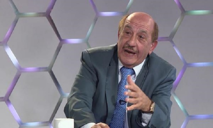 المشاقبة يكتب: الكرة وحدت العرب بينما