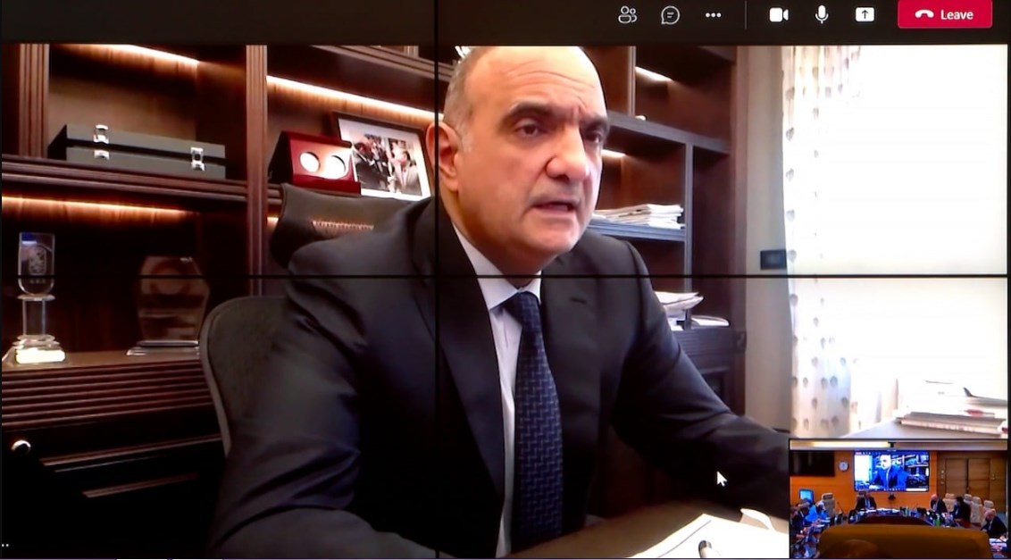 3 قرارات هامة خلال جلسة مجلس