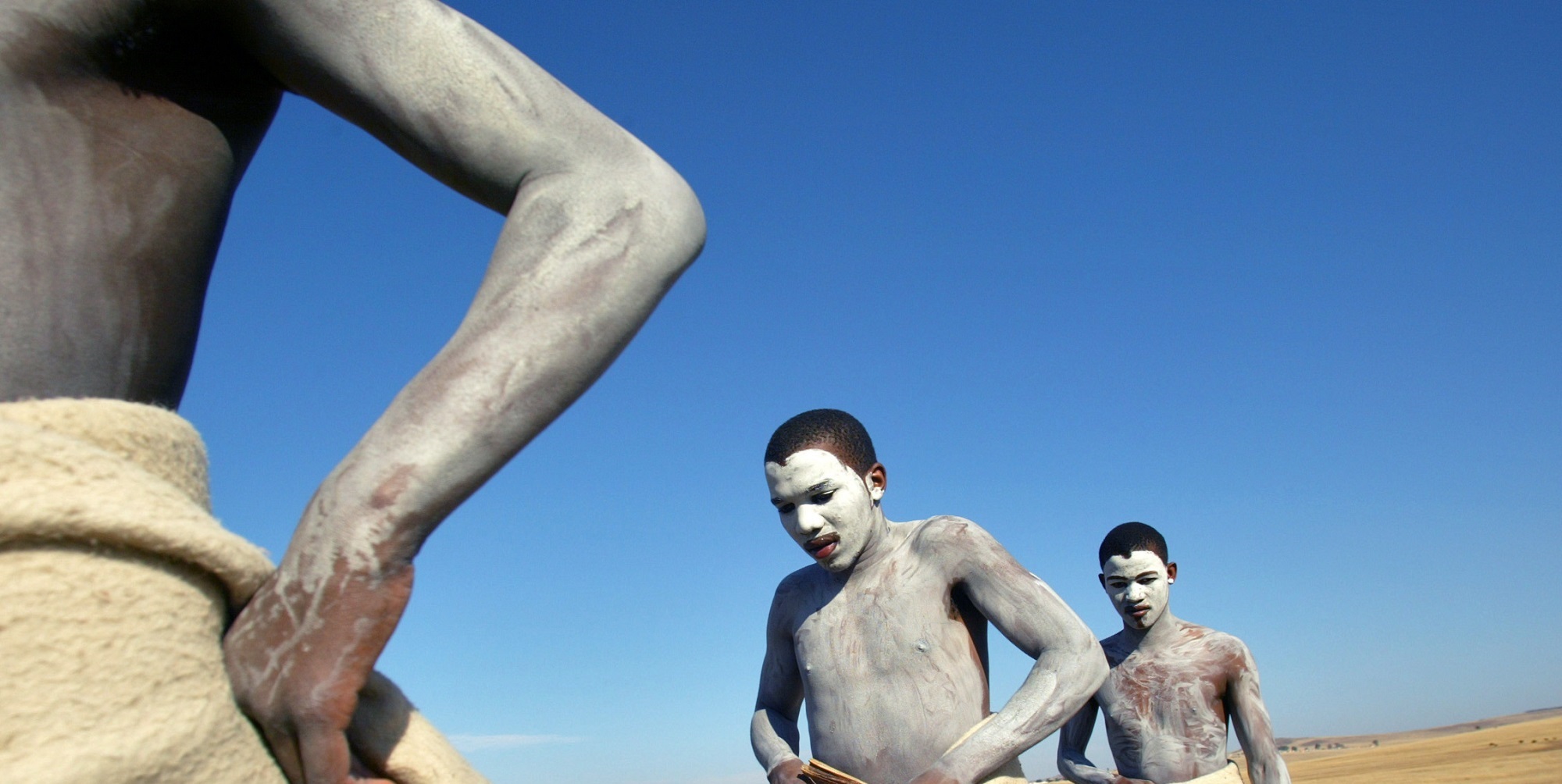 حفل ختان في جنوب إفريقيا يتحوّل