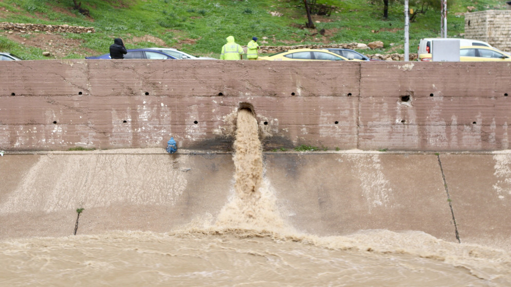 الدفاع المدني تعامل مع 1534 بلاغا