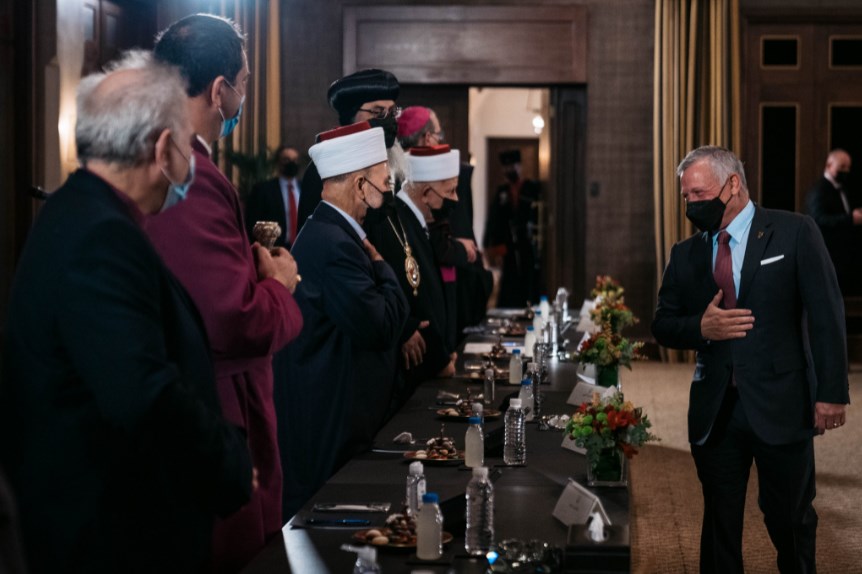 الملك يلتقي رؤساء وممثلي الطوائف المسيحية