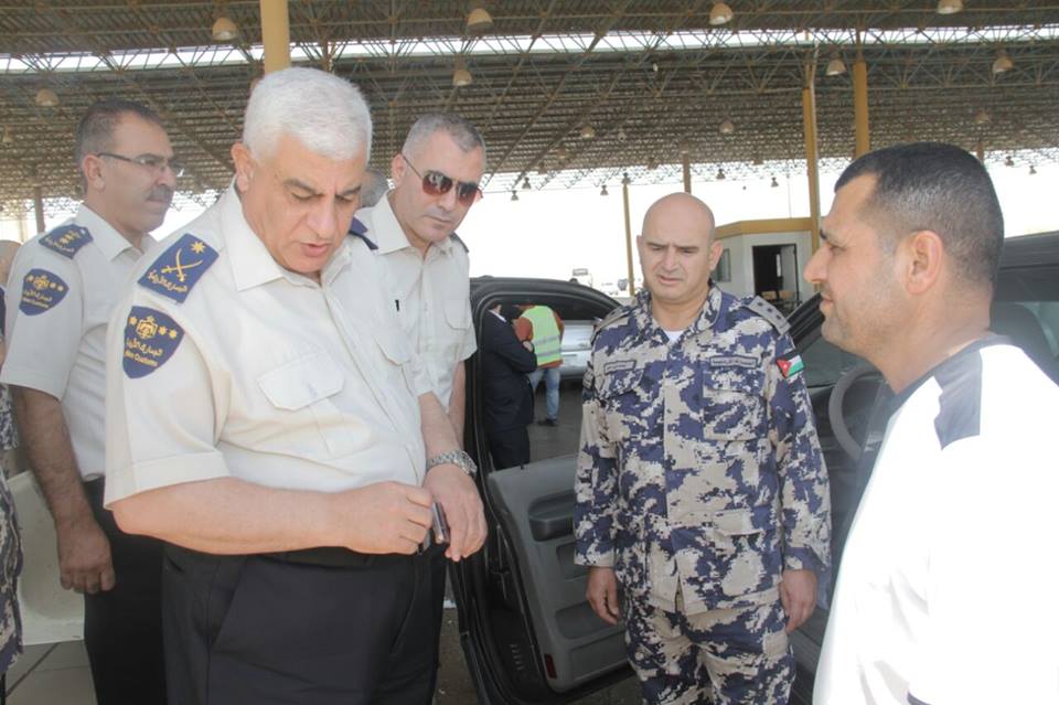 مدير عام الجمارك يتفقد استعدادات جمرك