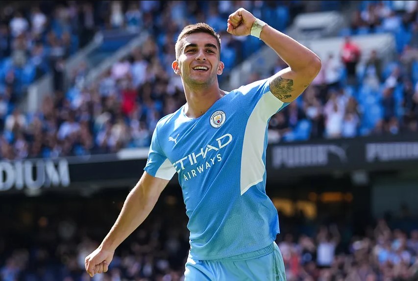 برشلونة يجهز بيان الإعلان عن أولى