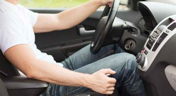 الحكومة توافق على تبديل رخص القيادة