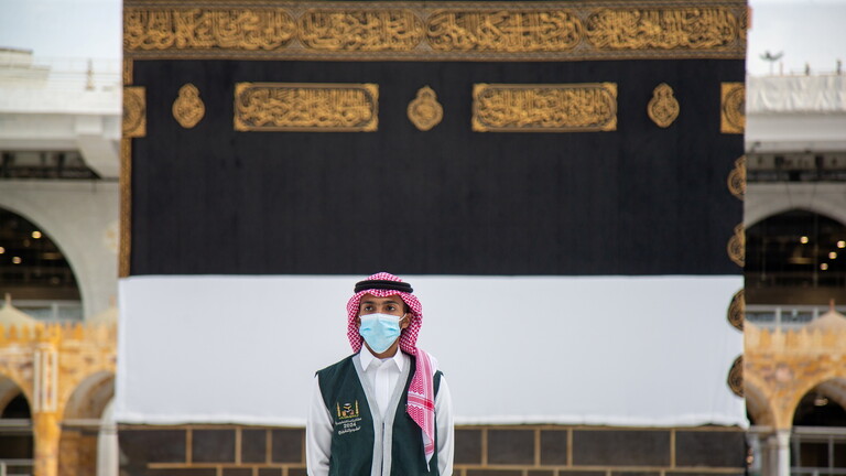 السعودية تعلن عن تفاصيل حجز تصاريح