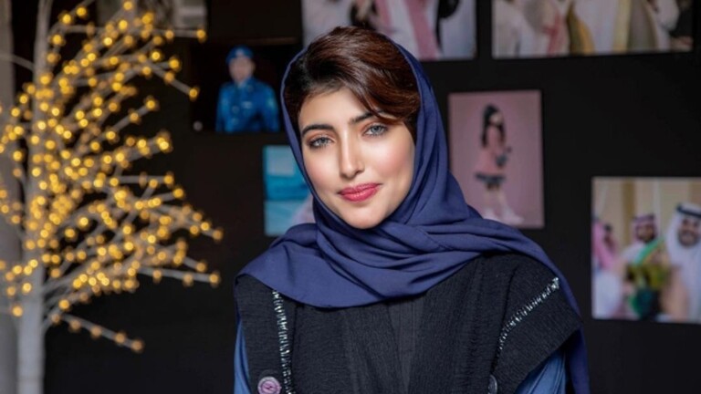 الكشف عن هوية الفنانة الخليجية التي