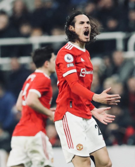 كافاني ينقذ مانشستر يونايتد من فخ