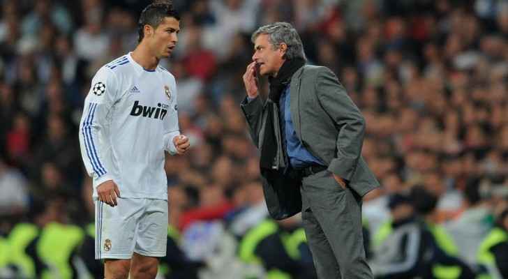 مورينيو يصدم رونالدو