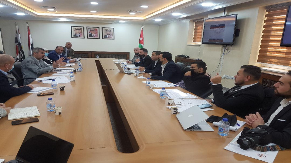 الخرابشة: العمل جار لاعداد استراتيجية لاستخدام