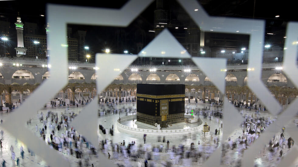 السعودية تسمح لمتلقي لقاح سبوتنيك بدخول