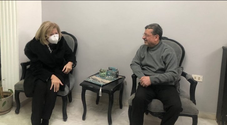 الوزيرة النجار تزور الفنانين العاص وشهاب