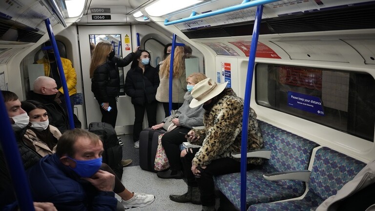 فرنسا.. فرض الكمامات في وسائل النقل