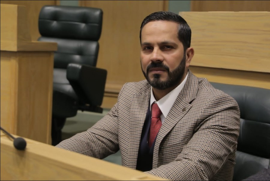 النائب أبو يحيى: لكم منا كل