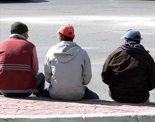 رسوم جديدة على تصاريح العمل لغير