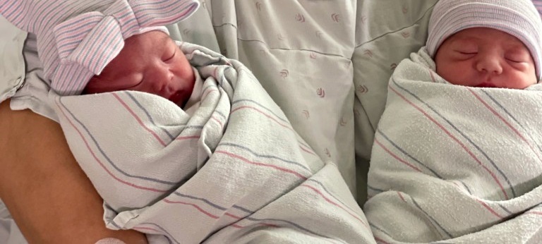 ولادة توأم في عامين مختلفين
