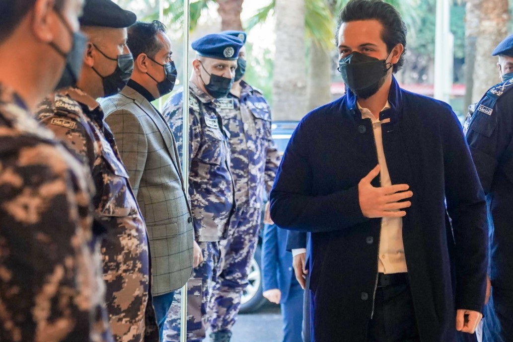 ولي العهد يزور مديرية الدفاع المدني