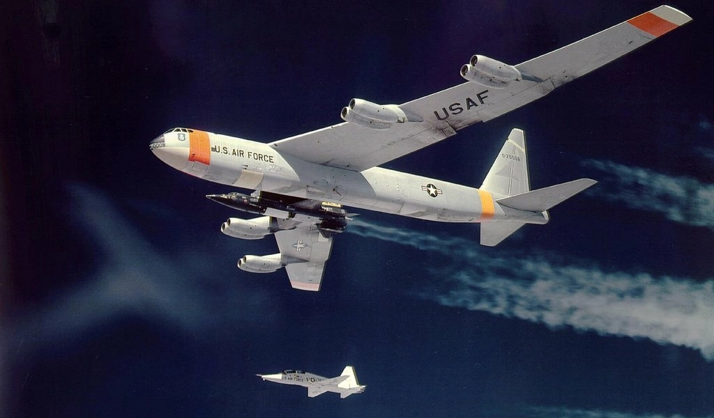 إكس-15.. قصة الطائرة التي تحولت من