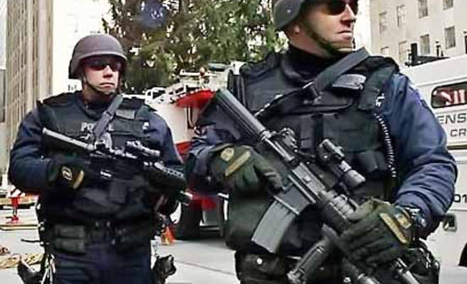 إخلاء مطار أميركي بعد طعن شرطي