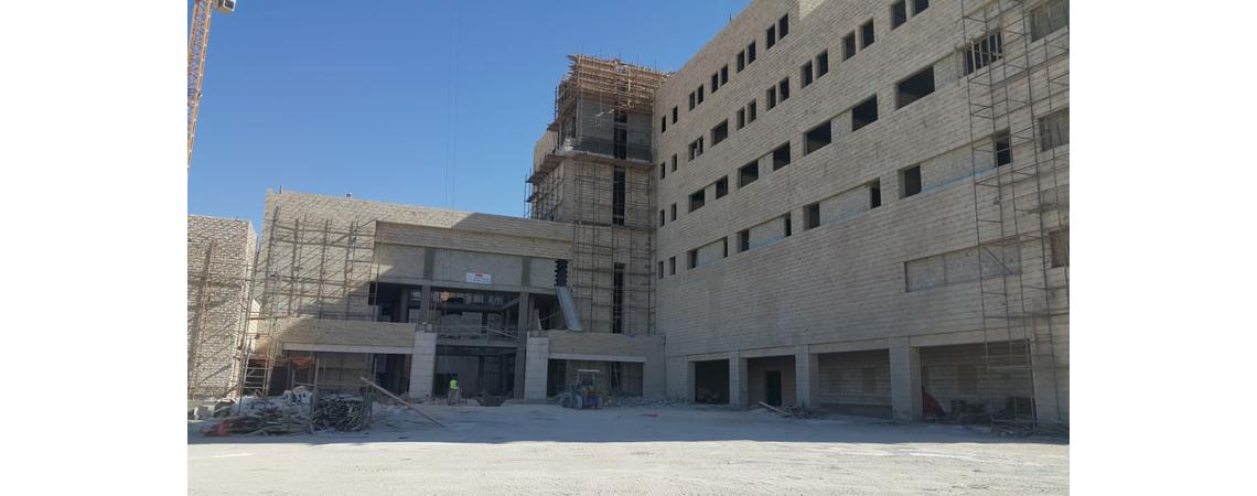 بدء استقبال المرضى بمستشفى الطفيلة المدني