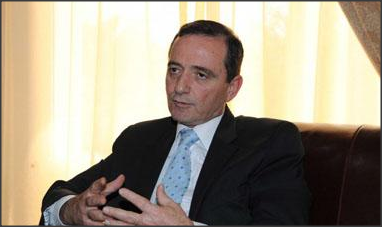 السفير الكايد يستقبل الأردنيين في الكويت