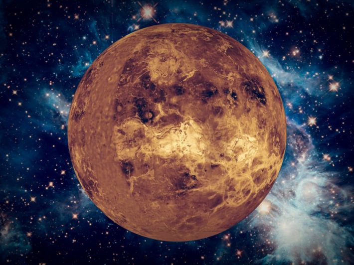 ناسا تدرس إعادة تأهيل الزهرة