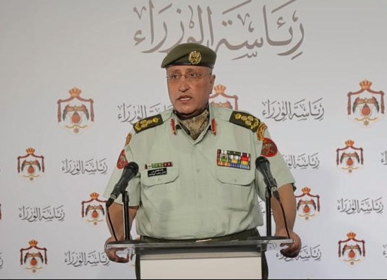 ترفيع الوهادنة وإحالته للتقاعد